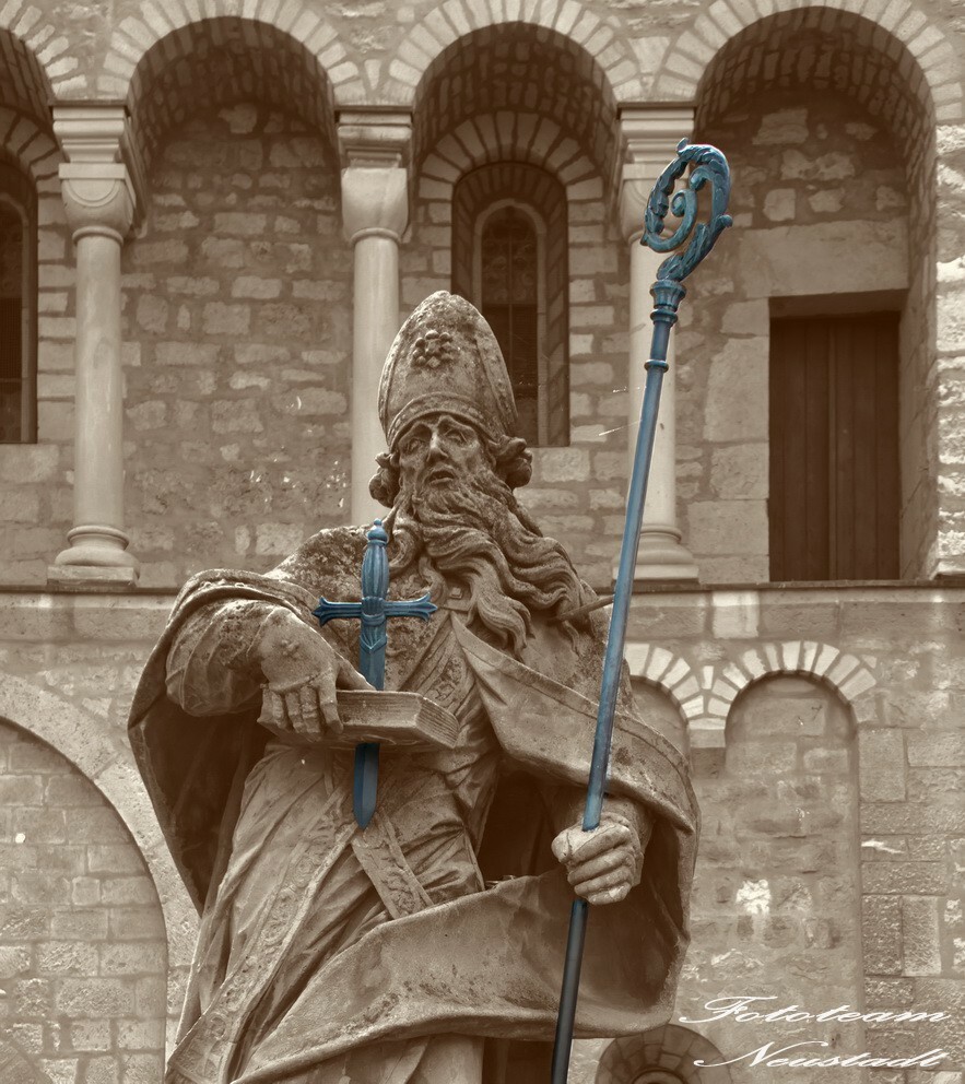 Heiligen Bonifatius Statue